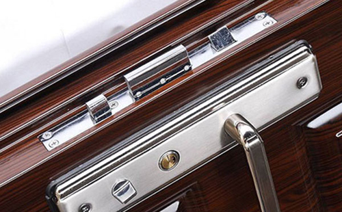 米林24小时上门开锁公司