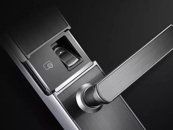 米林24小时上门开锁公司